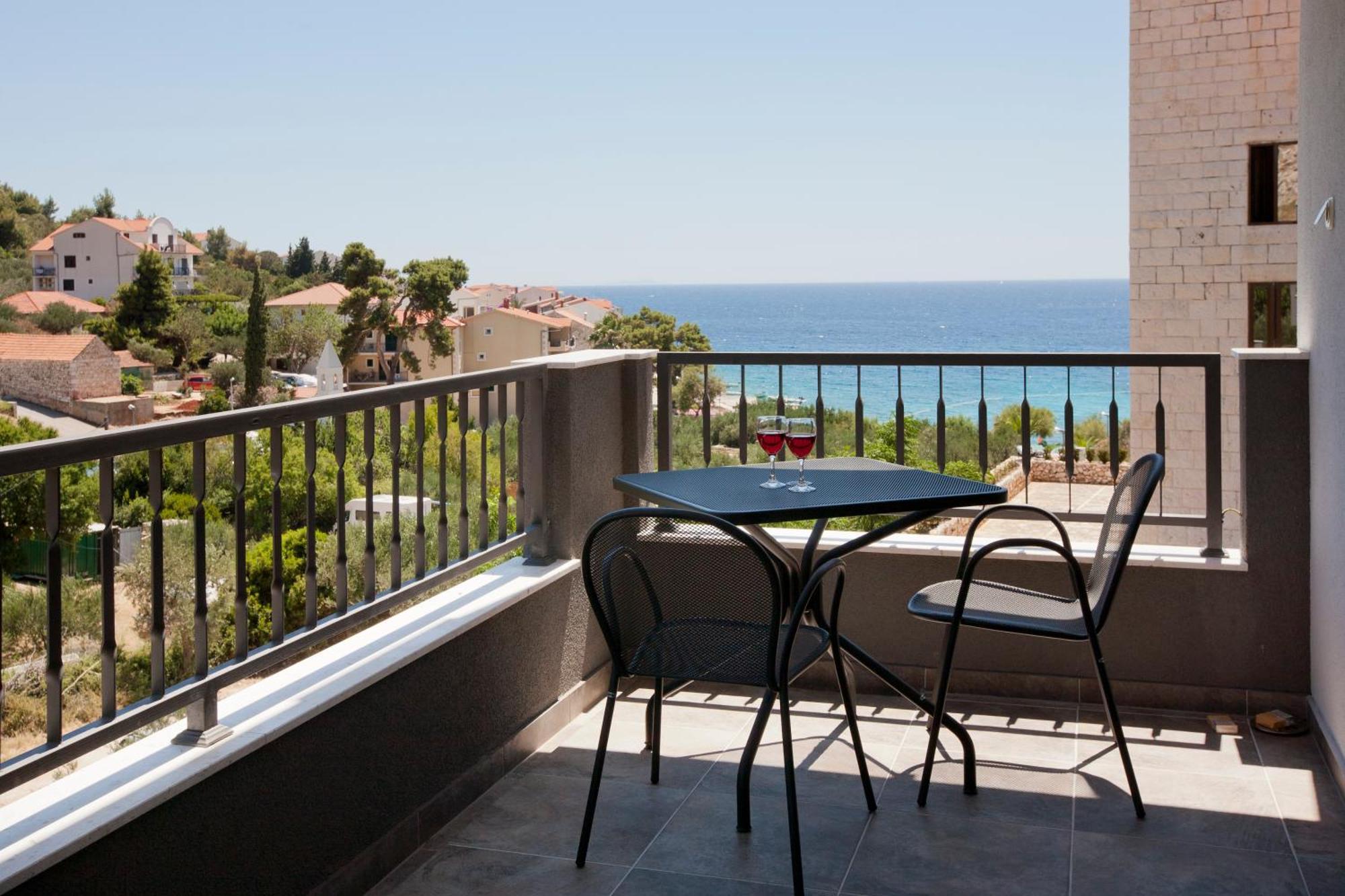 Apartma Maslina *
